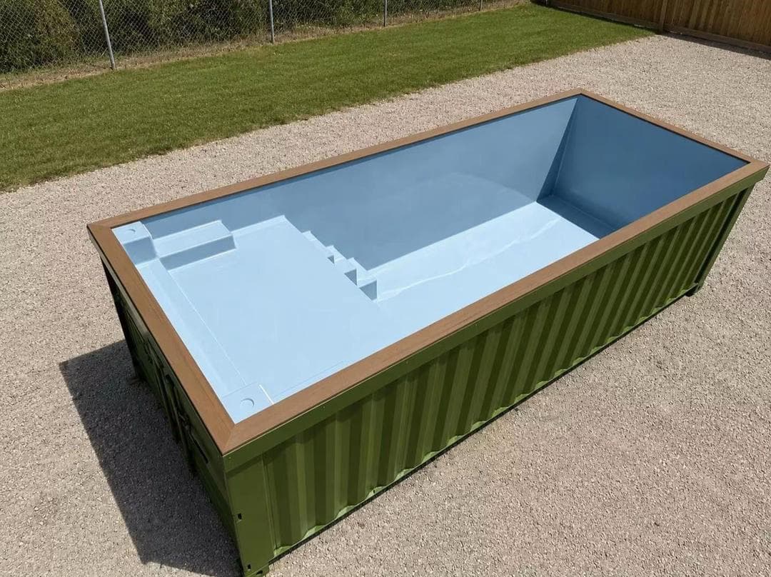Container-Pool Olive Nature & Bench 3