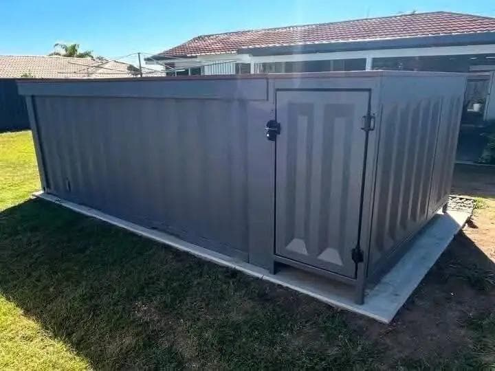 Container-Pool Urban Elegance & Mahogany 4